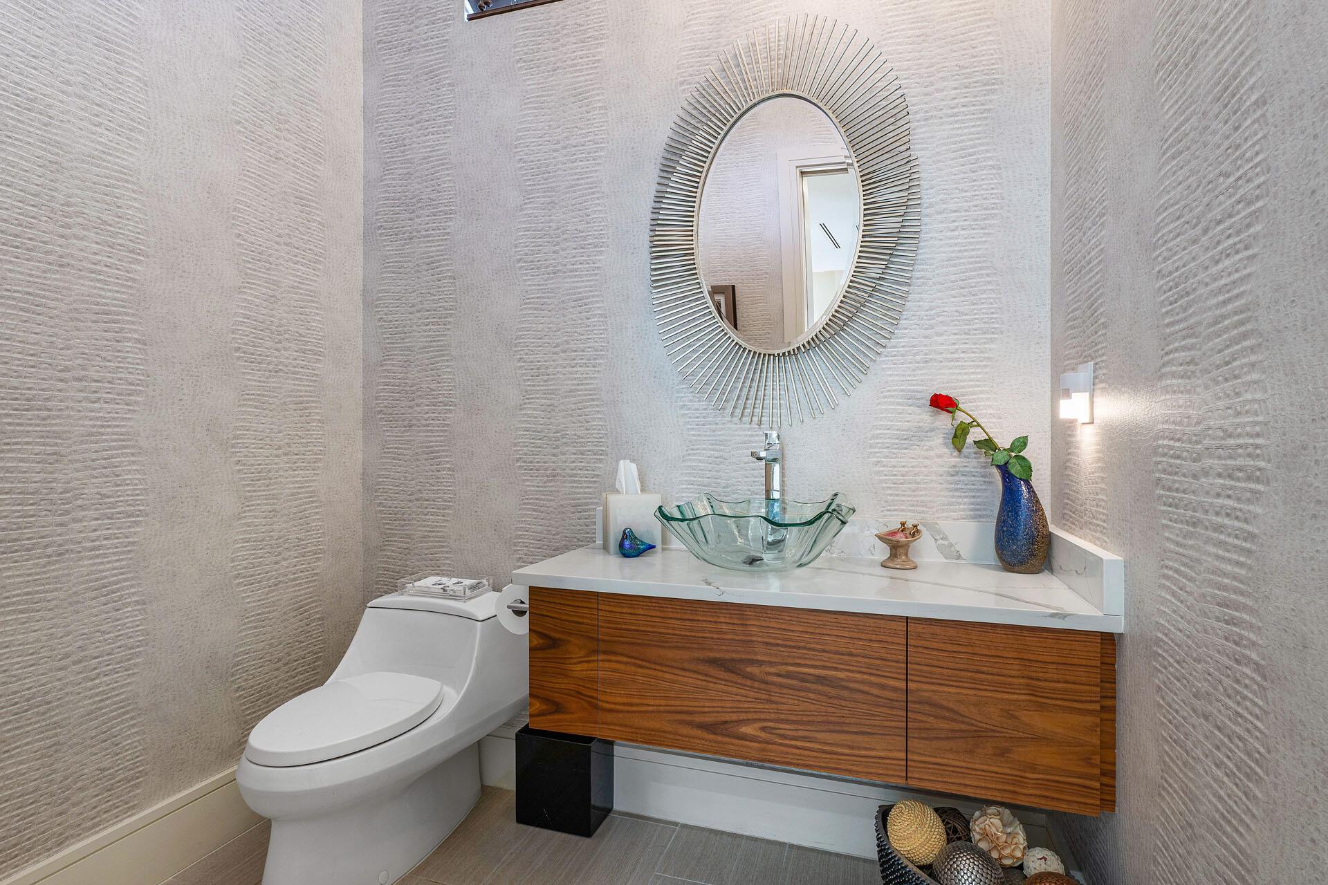 ROYAL PALM YACHT & COUNTR - Residential