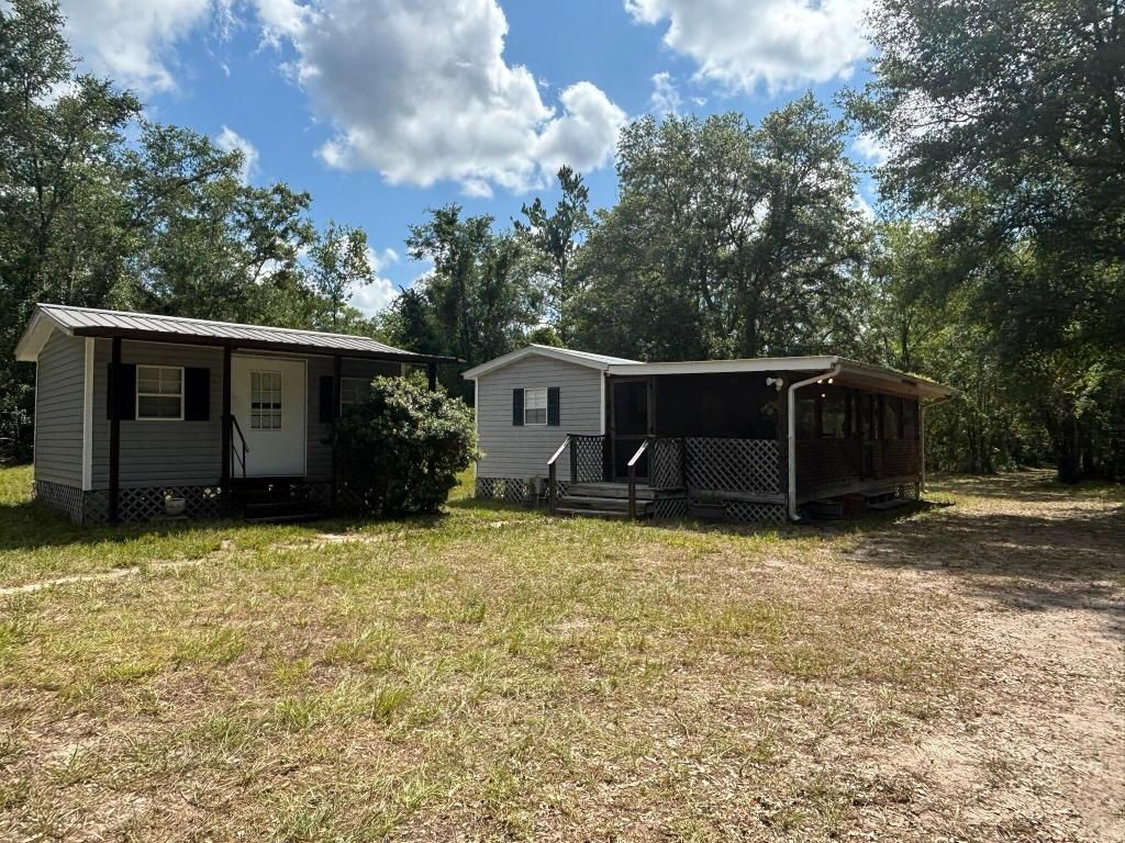 Photo of 423 NW Bright Lake Court, White Springs, FL 32096 (MLS # R11156874)