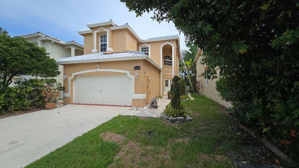 Photo of 10351 NW 7TH Street, Coral Springs, FL 33071 (MLS # B26060680)