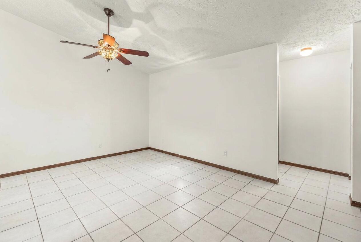 PORT ST LUCIE SECTION 18 - Residential