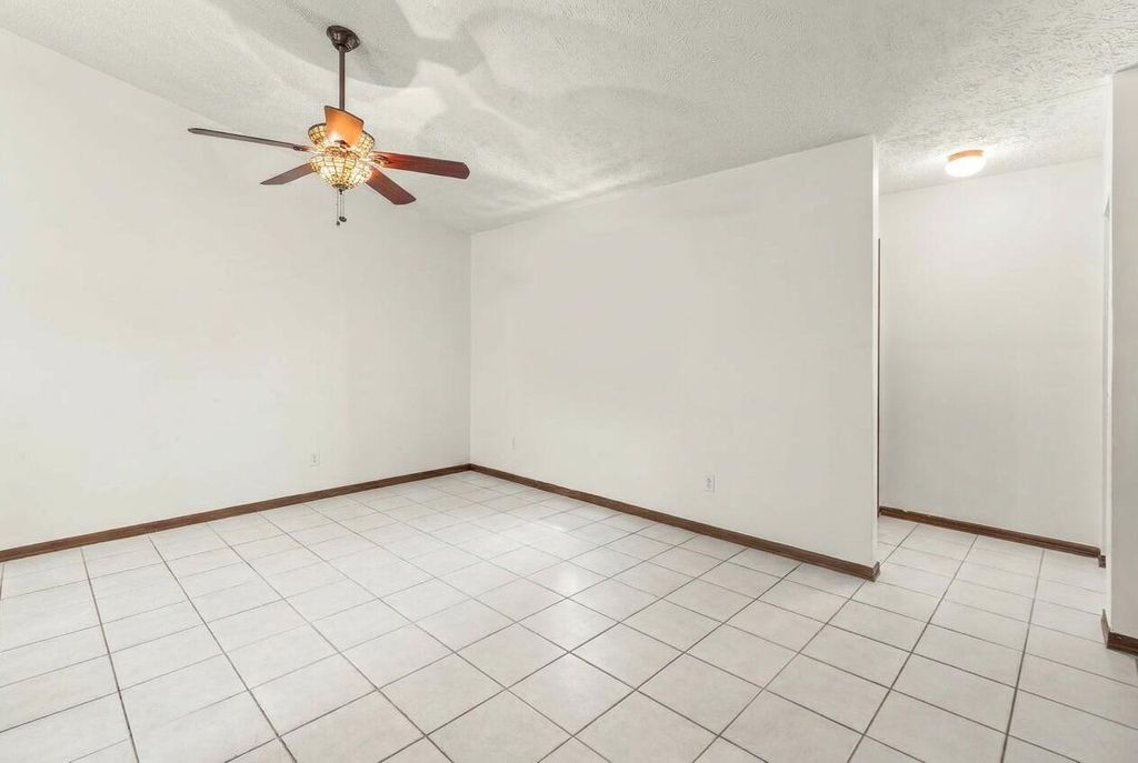 Photo of 2411 SE Floresta Drive, Port Saint Lucie, FL 34984 (MLS # B26023832)