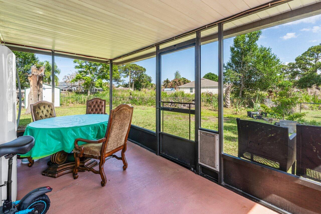 PORT ST LUCIE SECTION 18 - Residential