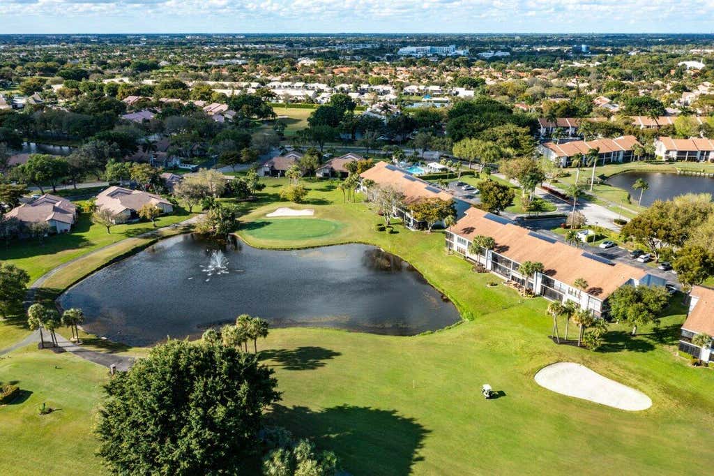 Photo of 5152 Golfview Court, Delray Beach, FL 33484 (MLS # B26068312)
