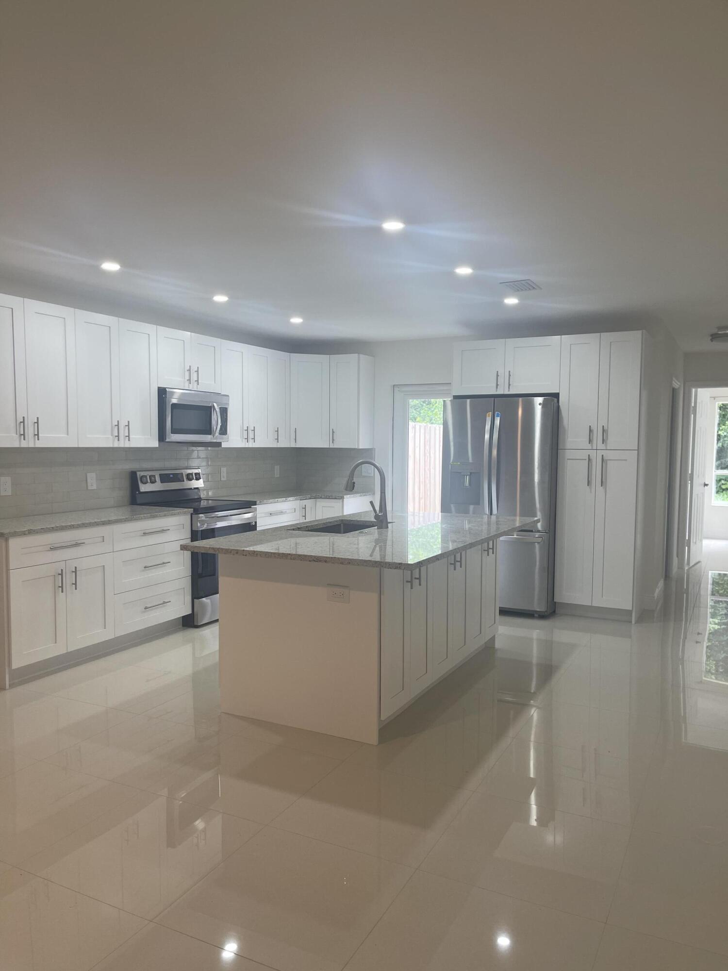 SANDALFOOT ESTATES - Residential