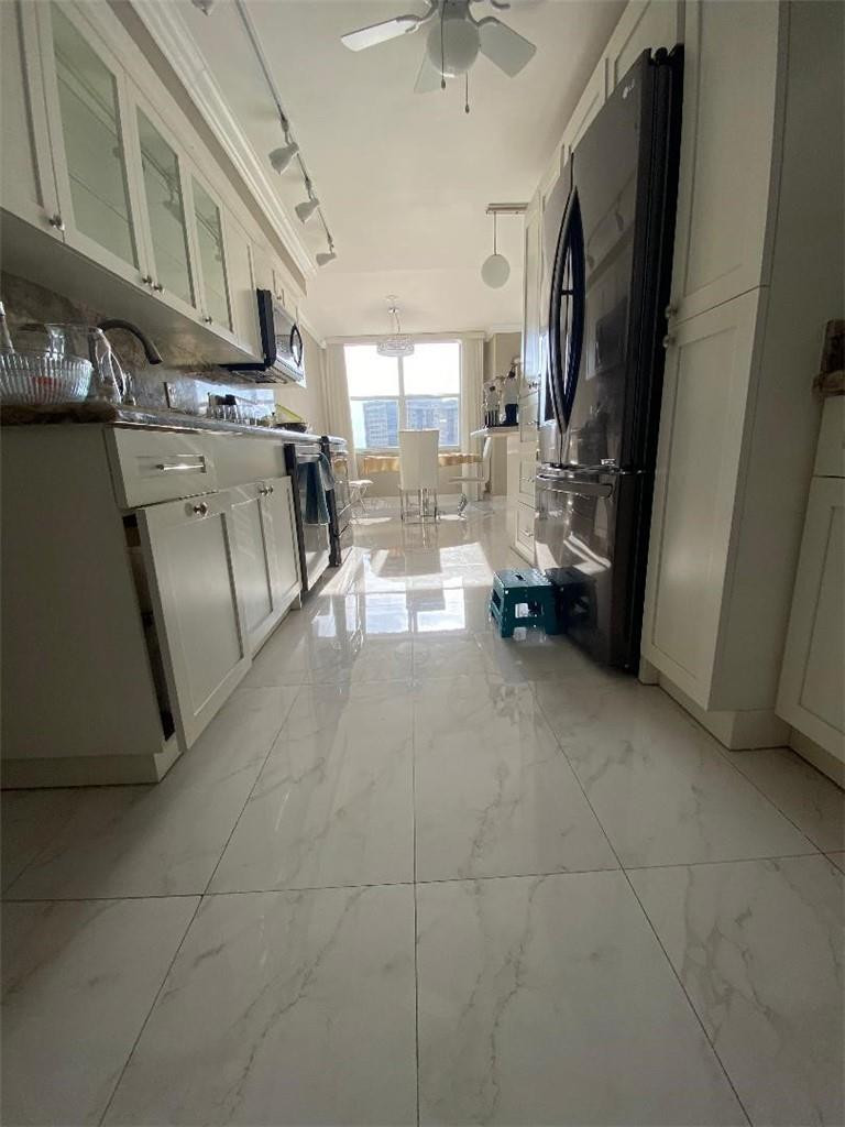 PRINCE GEORGE CONDO - Residential Lease