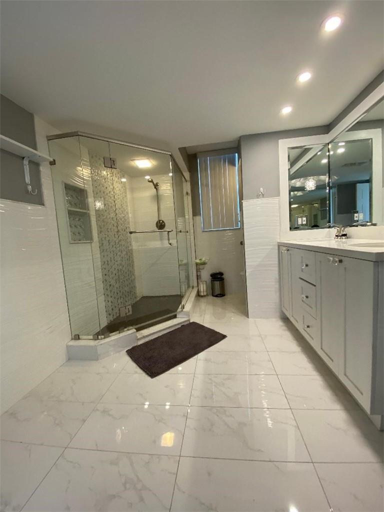 PRINCE GEORGE CONDO - Residential Lease