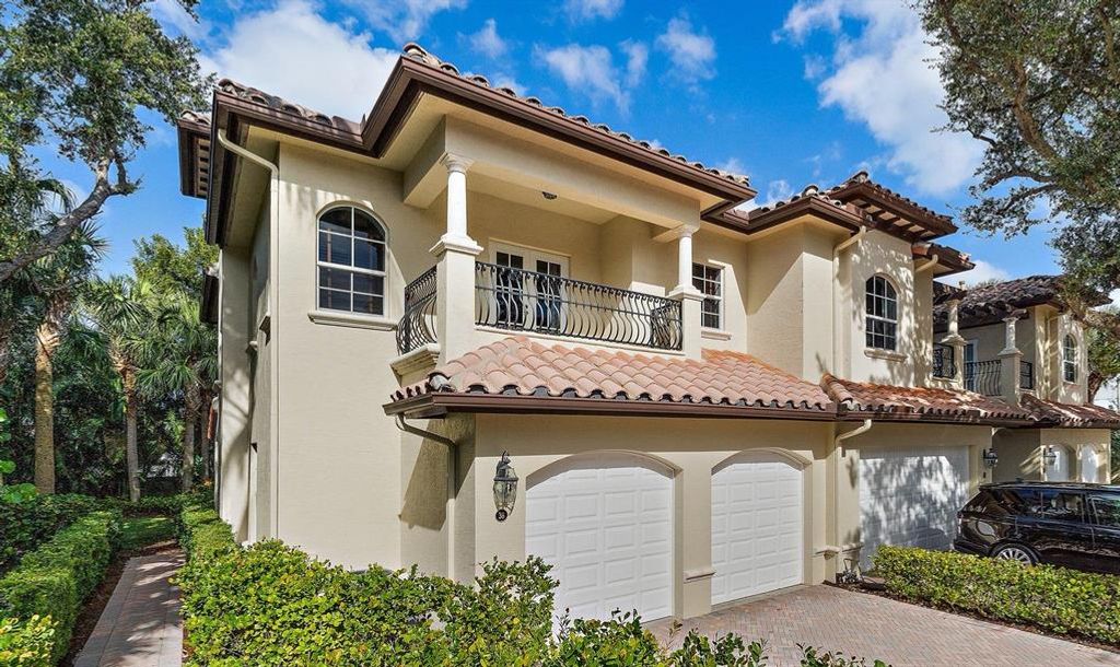 Photo of 38 Marina Gardens Drive Dr, Palm Beach Gardens, FL 33410 (MLS # R10679672)