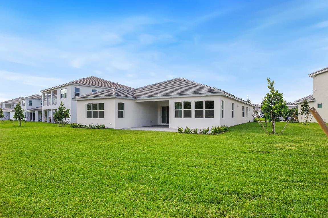 WOODLANDS OF WESTLAKE - Residential