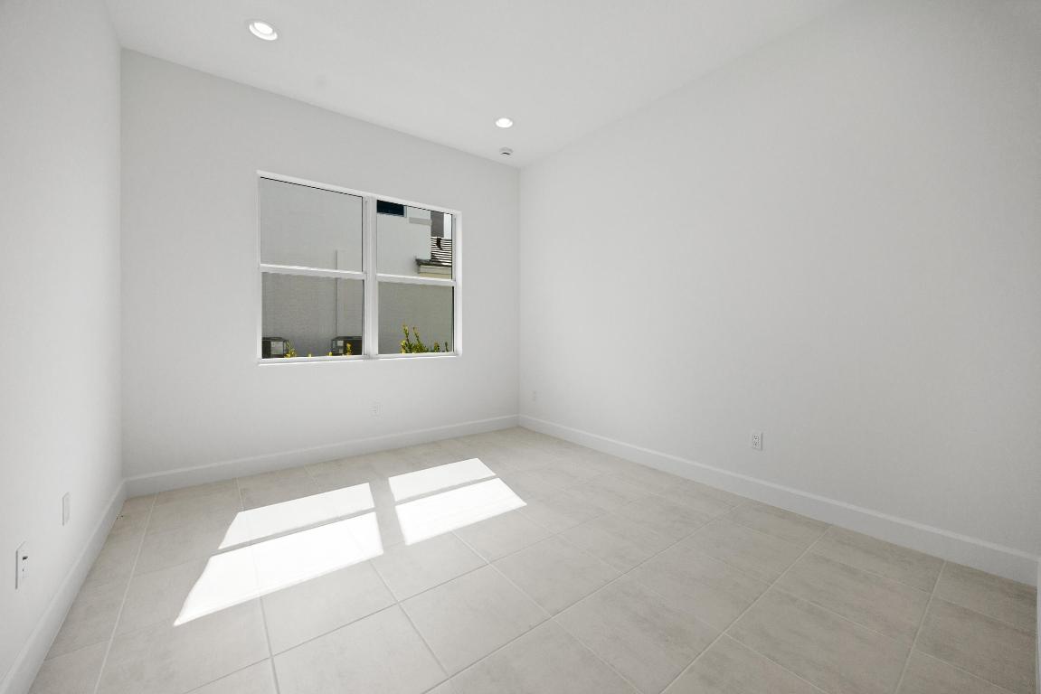 WOODLANDS OF WESTLAKE - Residential