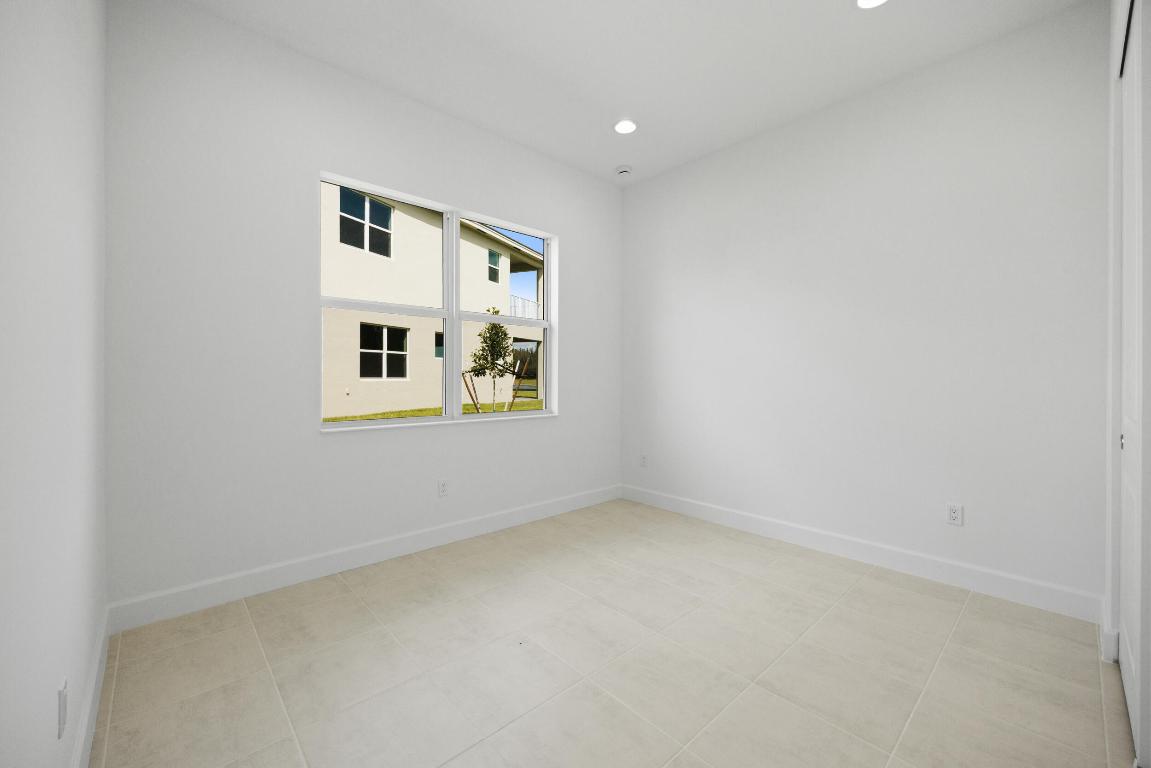 WOODLANDS OF WESTLAKE - Residential