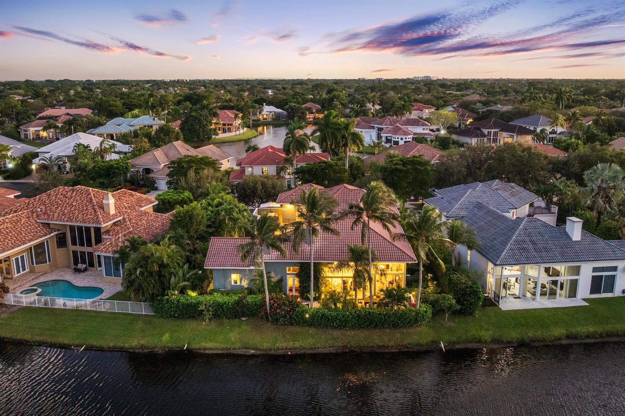 SEASONS - Residential