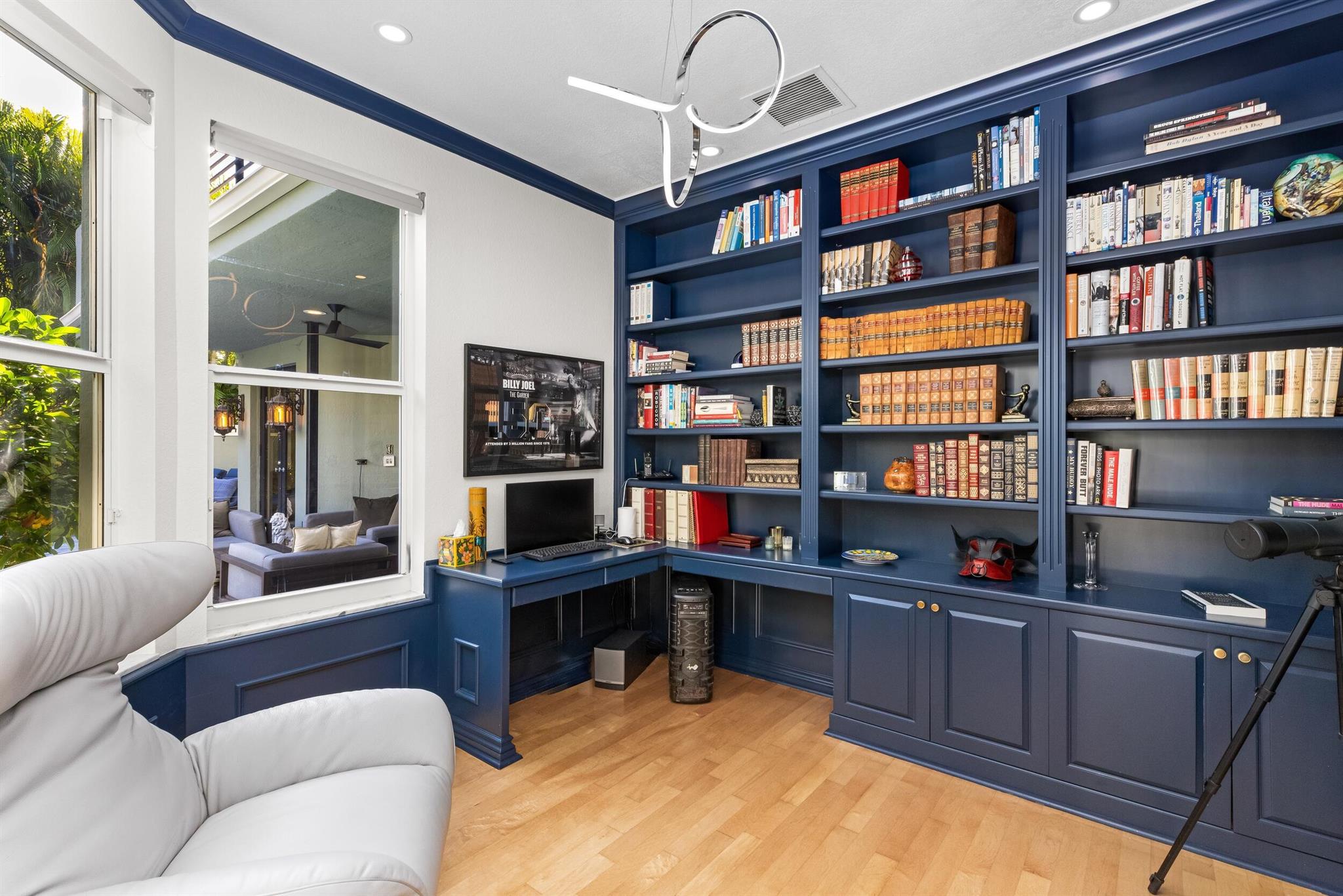 SEASONS - Residential