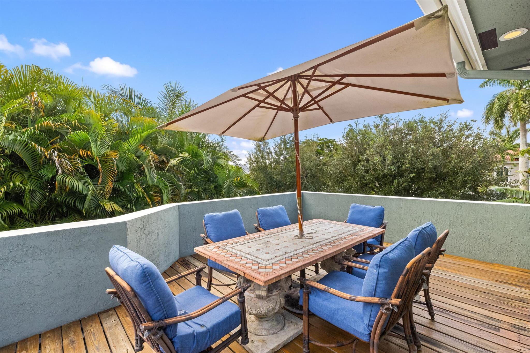 SEASONS - Residential