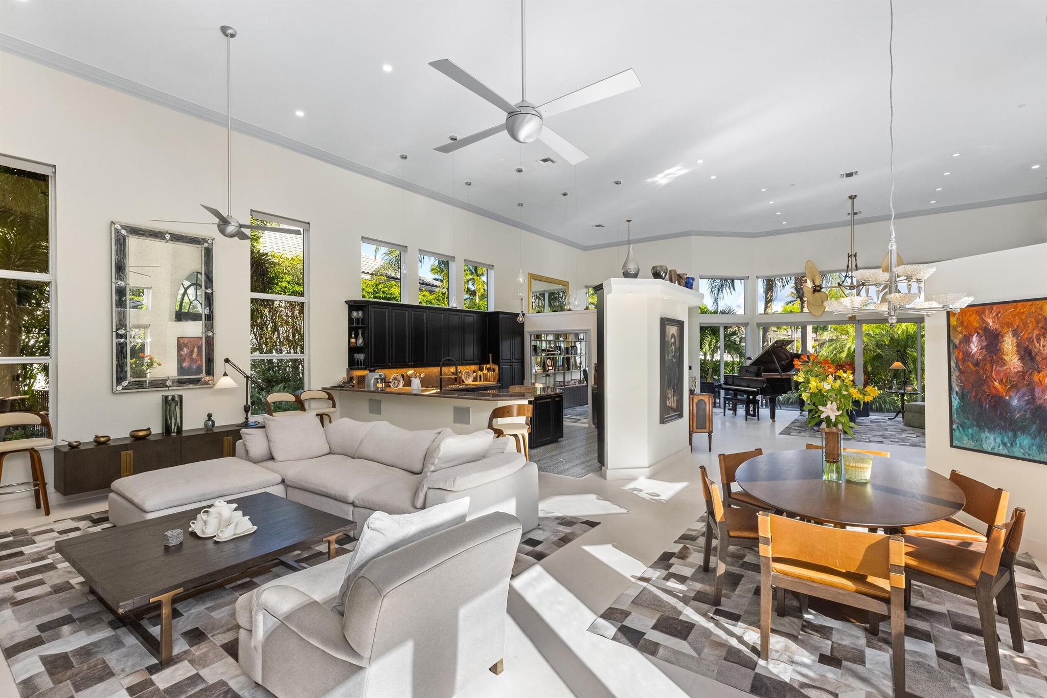 SEASONS - Residential