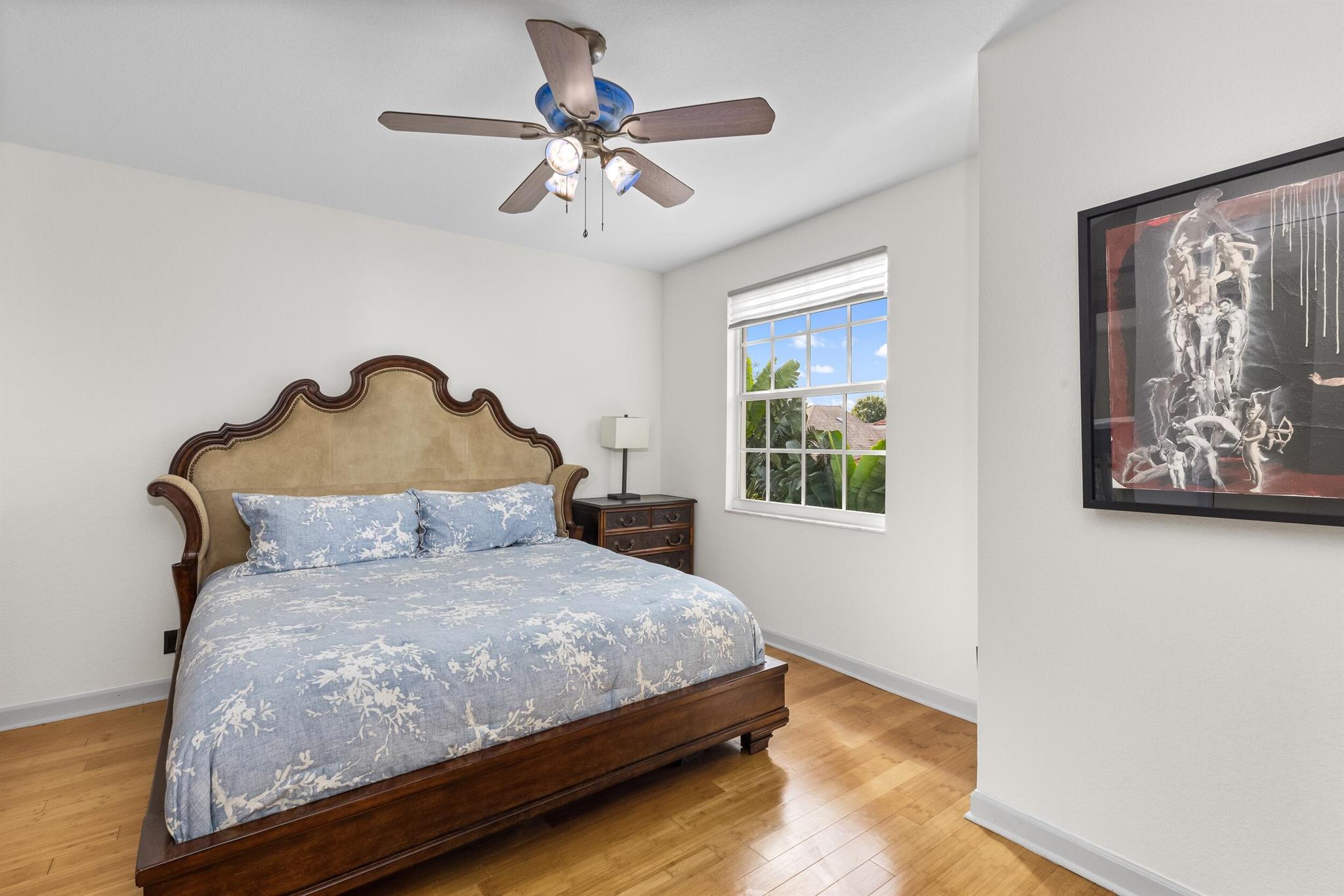 SEASONS - Residential