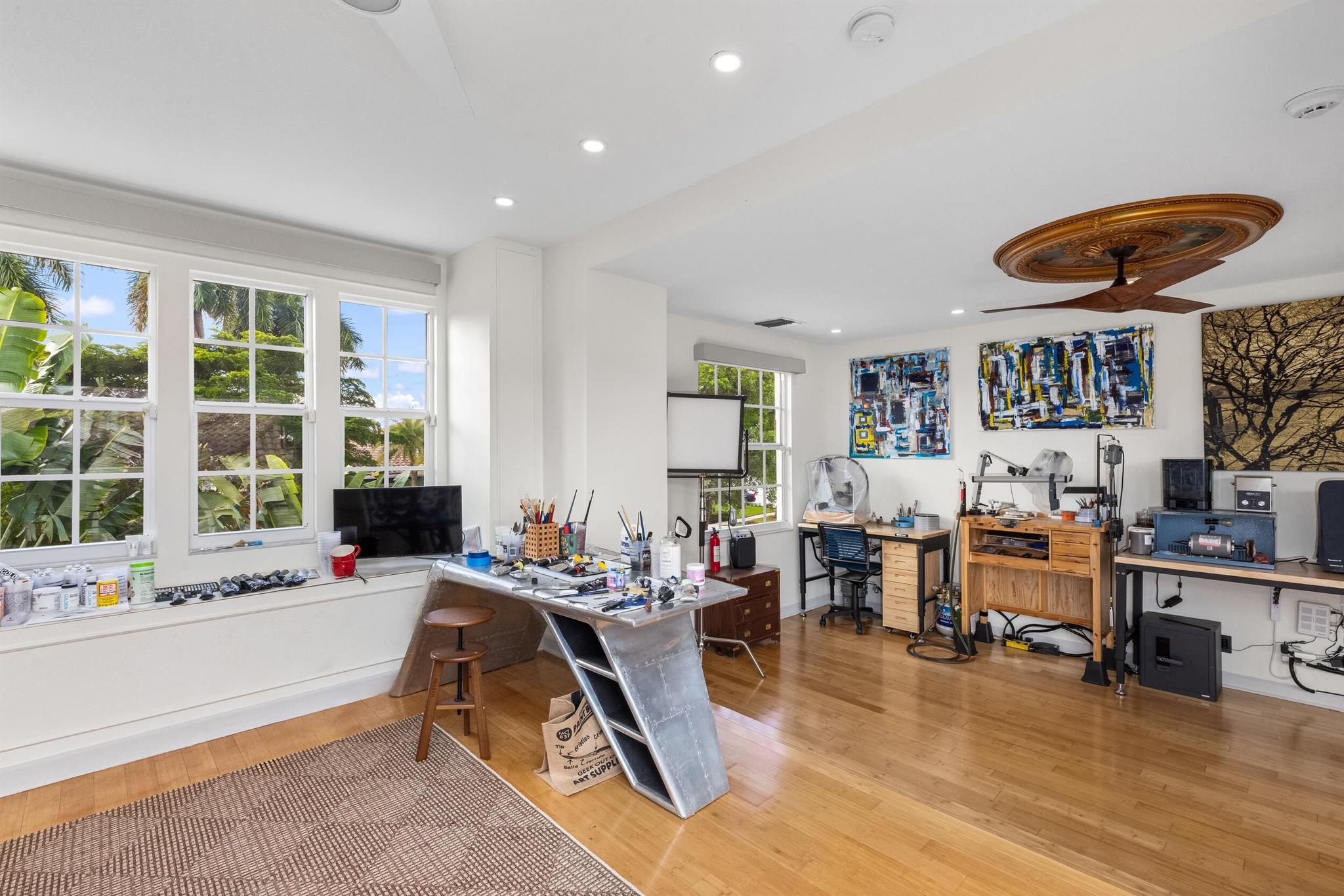 SEASONS - Residential