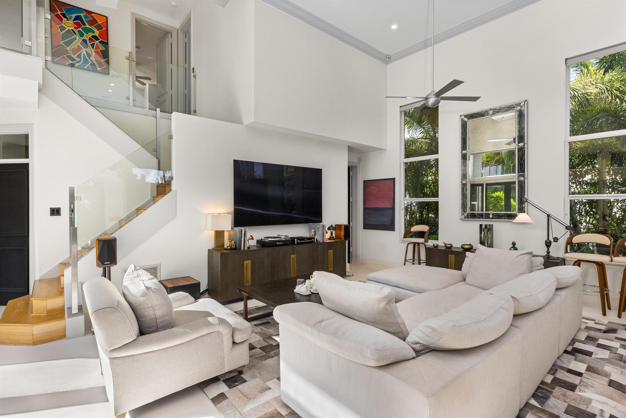 SEASONS - Residential