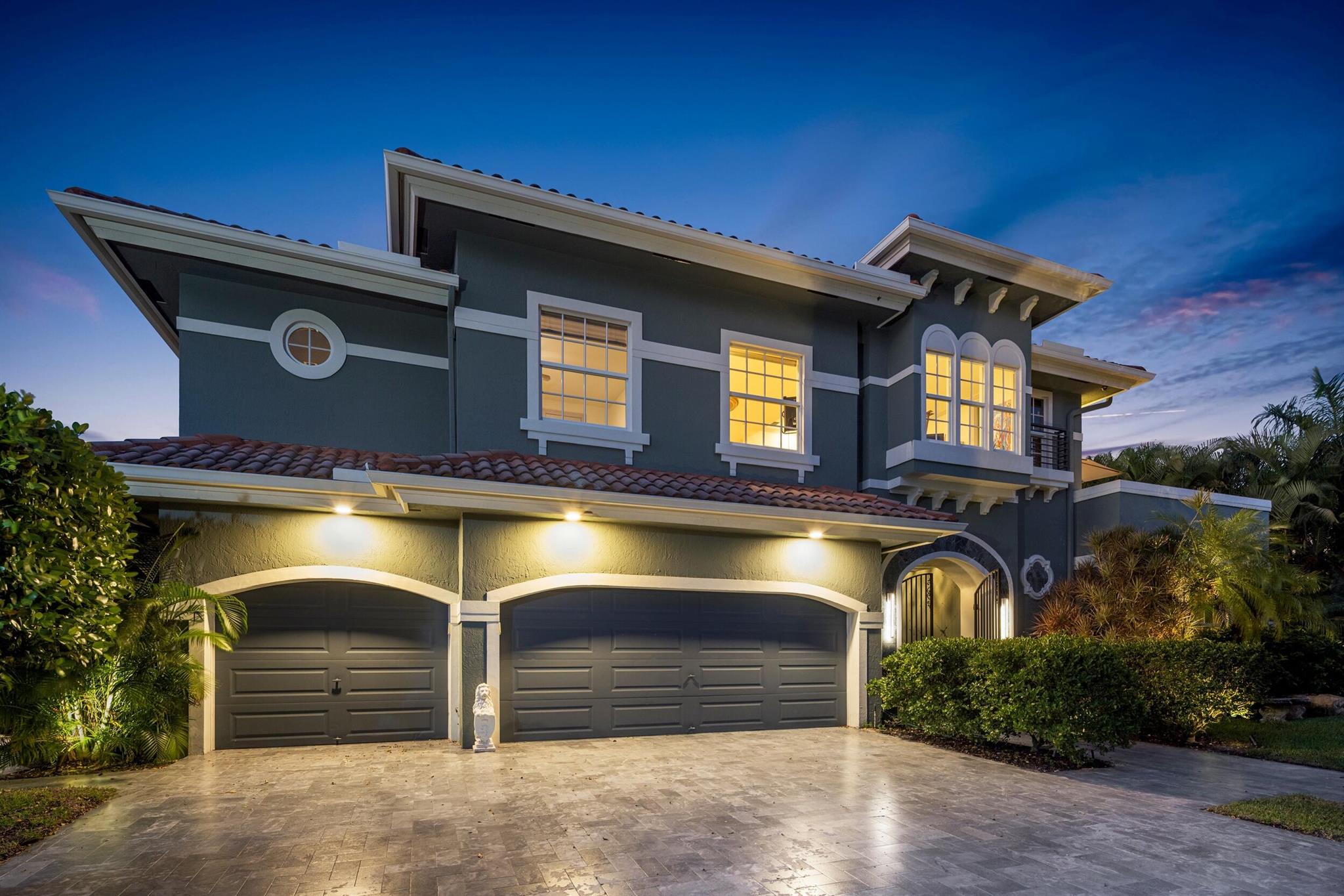 SEASONS - Residential