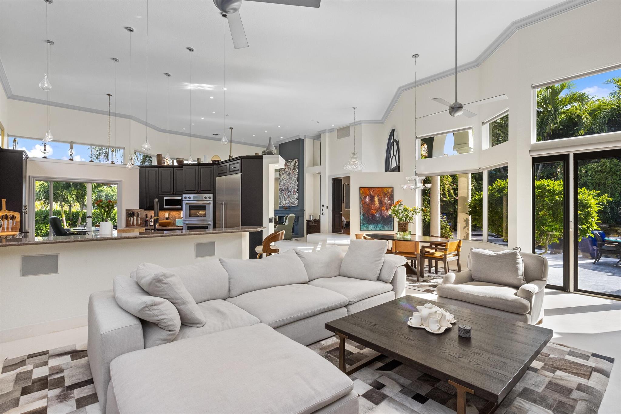 SEASONS - Residential