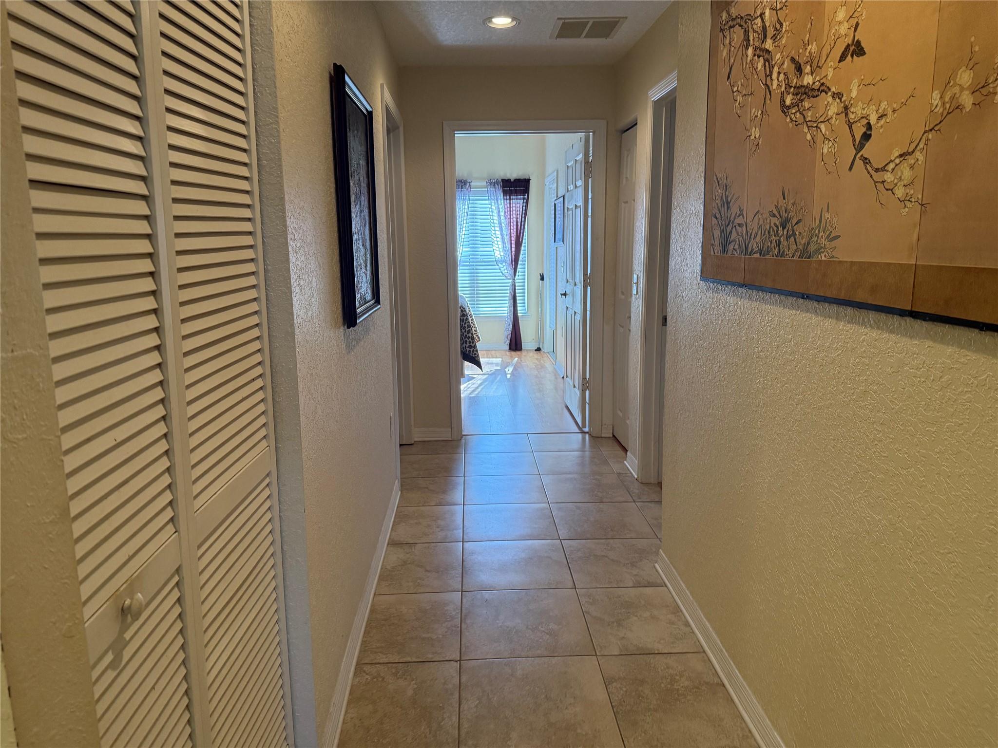 Savannah at the Lakes - Residential