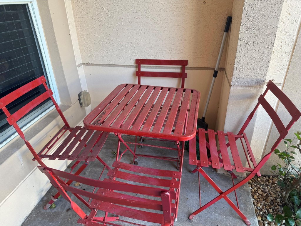 Savannah at the Lakes - Residential