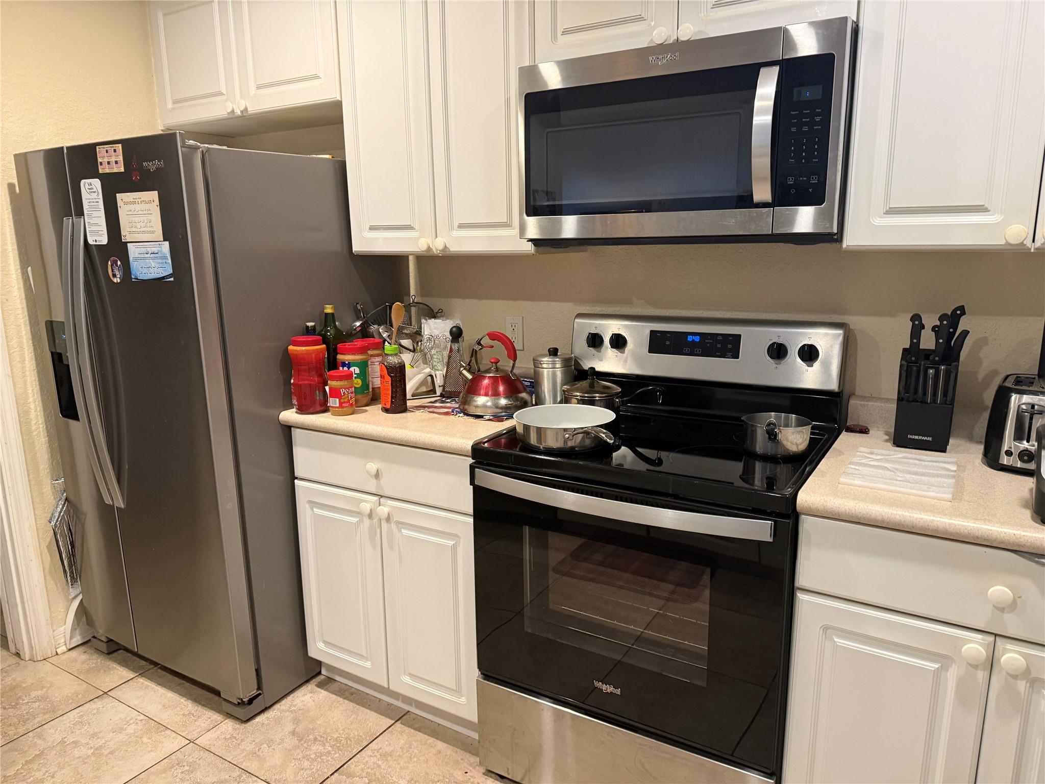 Savannah at the Lakes - Residential