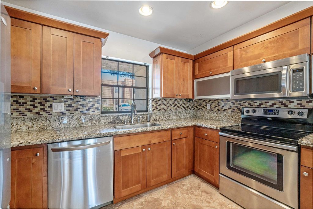 Photo of 167 NW 115th Terrace, Plantation, FL 33325 (MLS # B26015602)