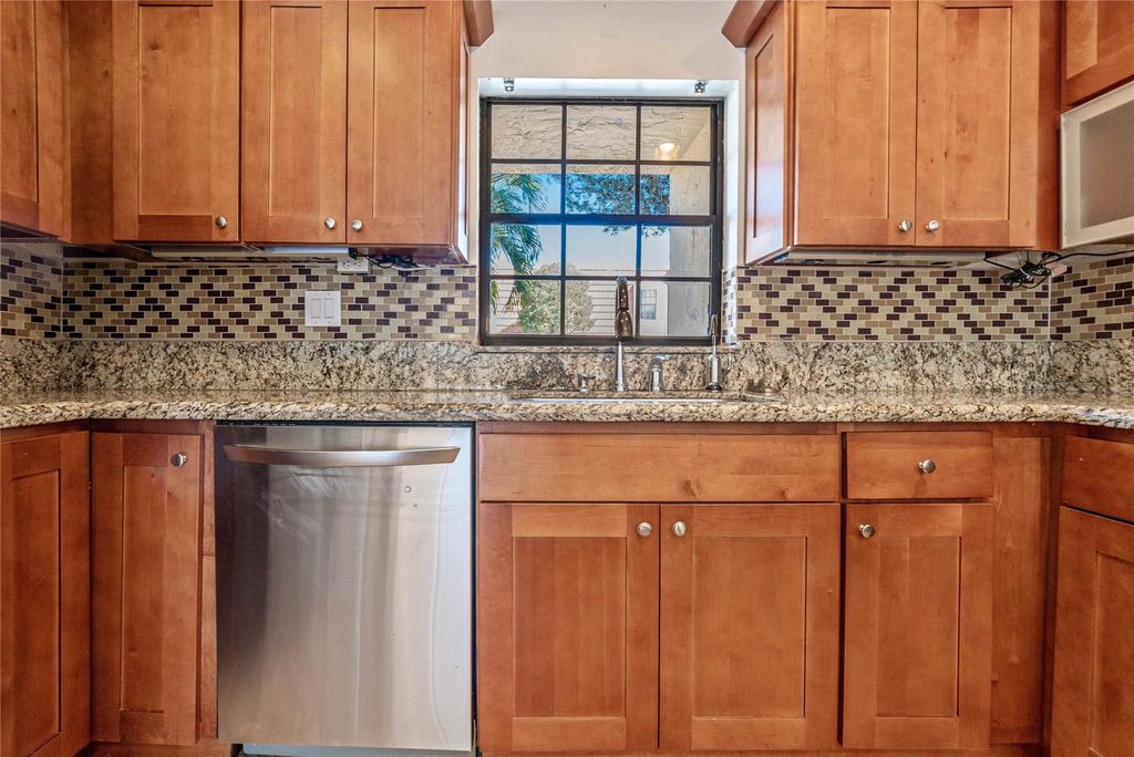 Photo of 167 NW 115th Terrace, Plantation, FL 33325 (MLS # B26015602)