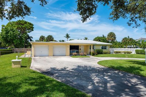 2021 NE 24th St Lighthouse Point FL 33064