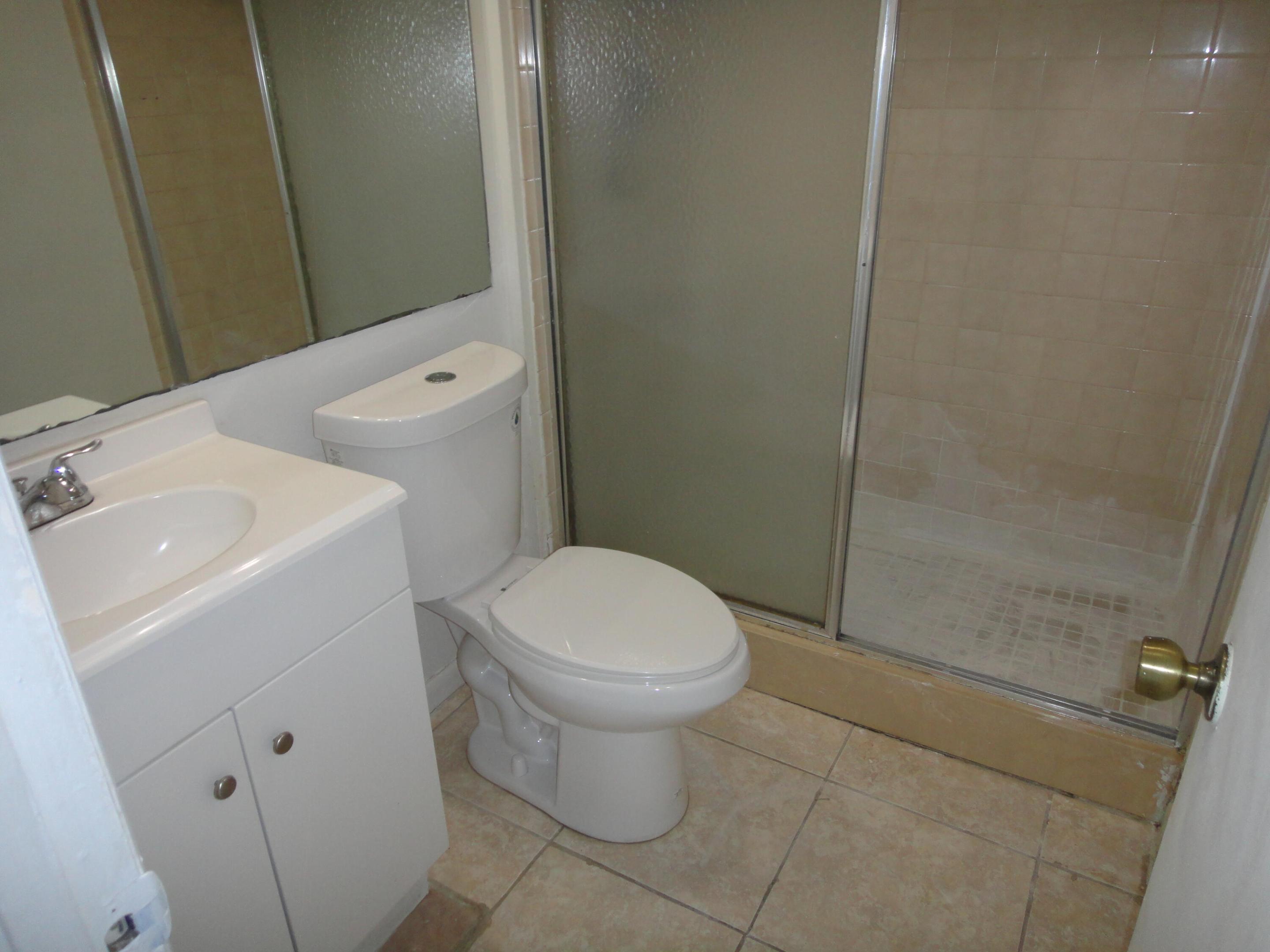 SOMERSET - Residential Lease