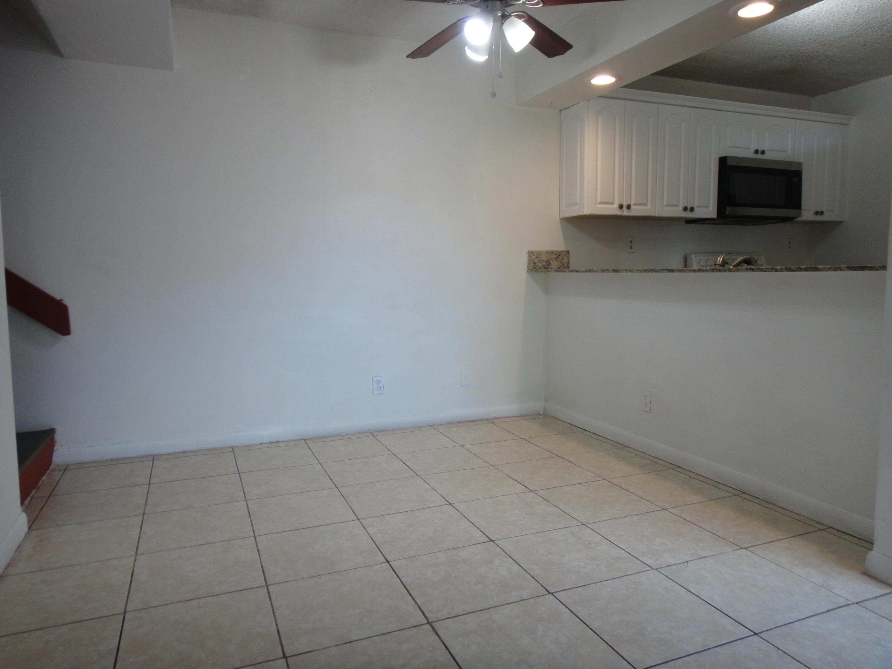 SOMERSET - Residential Lease