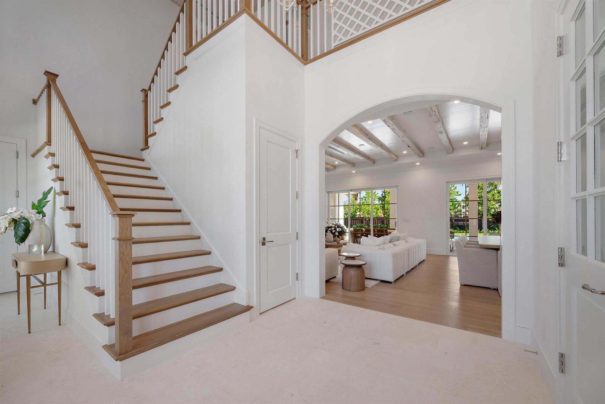 556 Greenway Drive