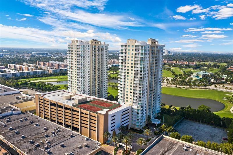 DUO CONDOMINIUM EAST - Residential Lease