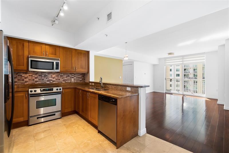 DUO CONDOMINIUM EAST - Residential Lease