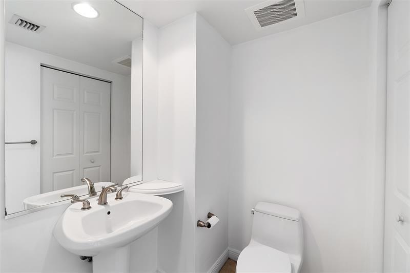 DUO CONDOMINIUM EAST - Residential Lease