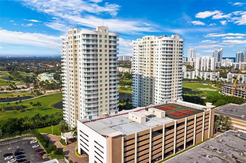 DUO CONDOMINIUM EAST - Residential Lease