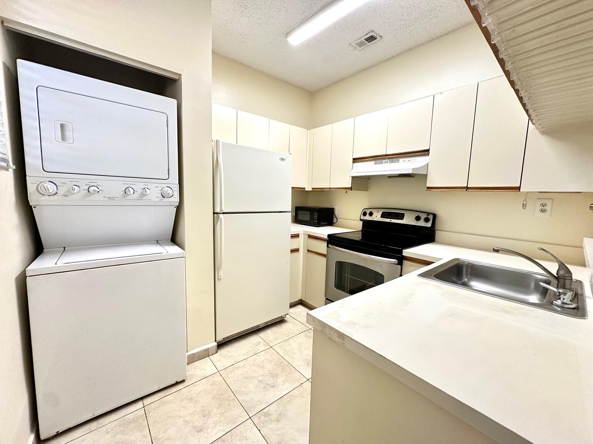 WATERS EDGE AT DEERFIELD - Residential Lease