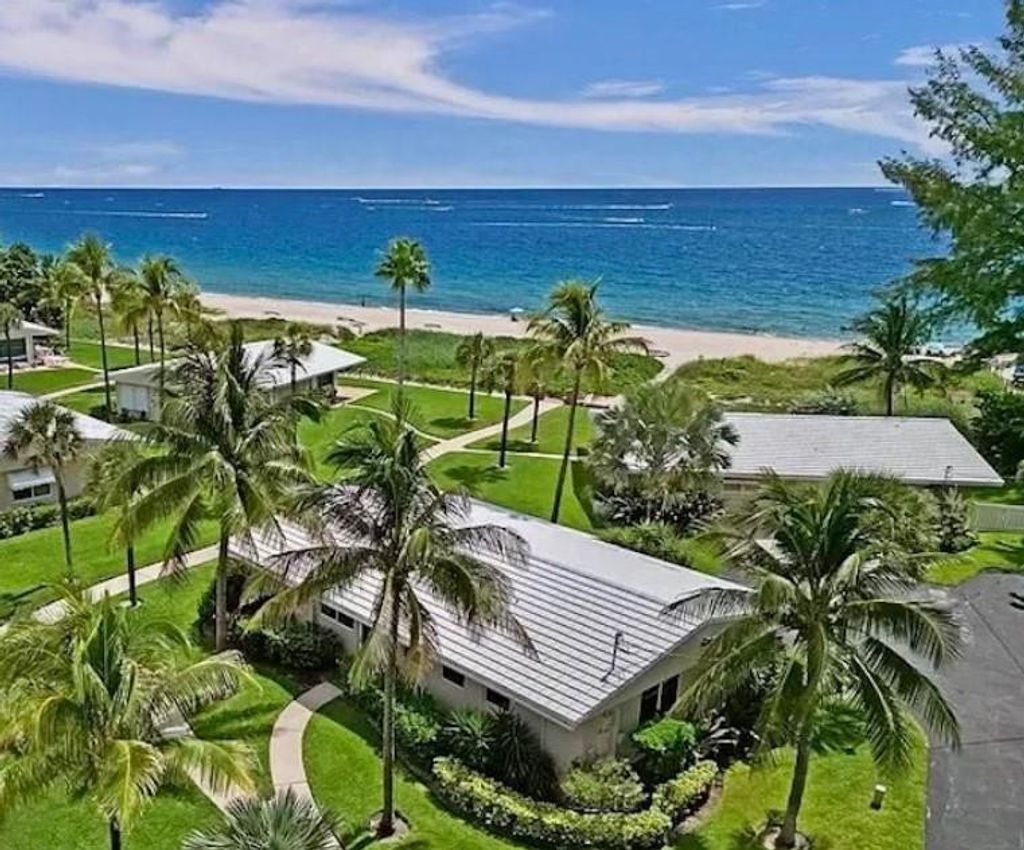 Photo of 1100 S Ocean Boulevard #D16, Pompano Beach, FL 33062 (MLS # F10536056)