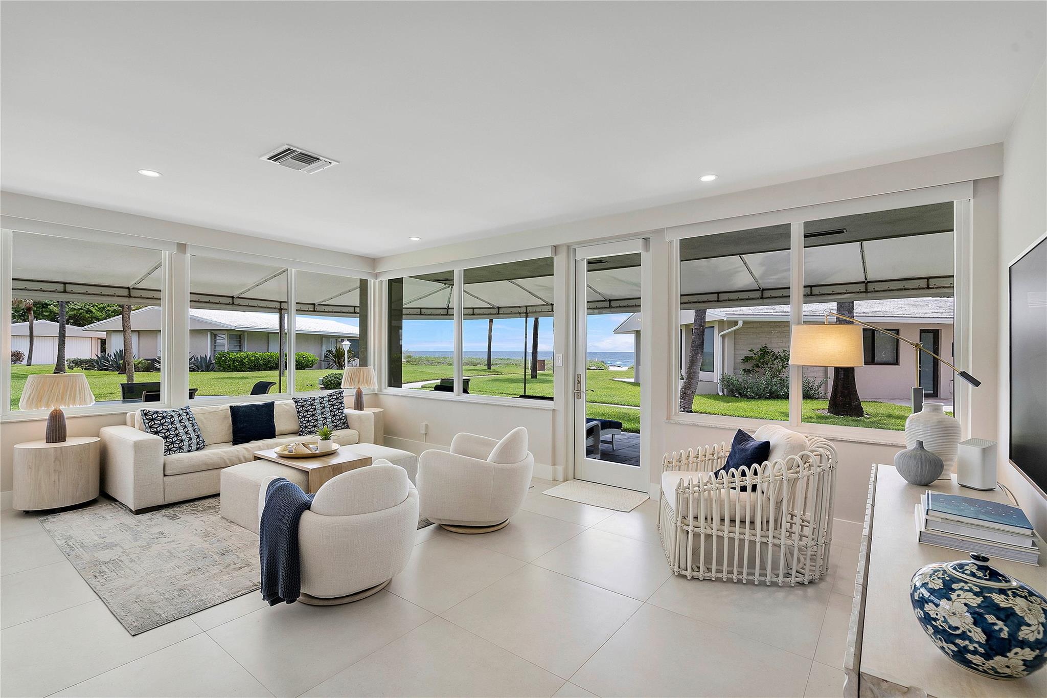 Pompano Surf Club - Residential
