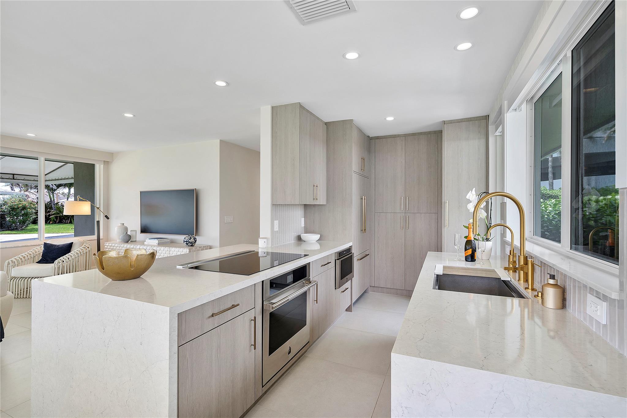 Pompano Surf Club - Residential