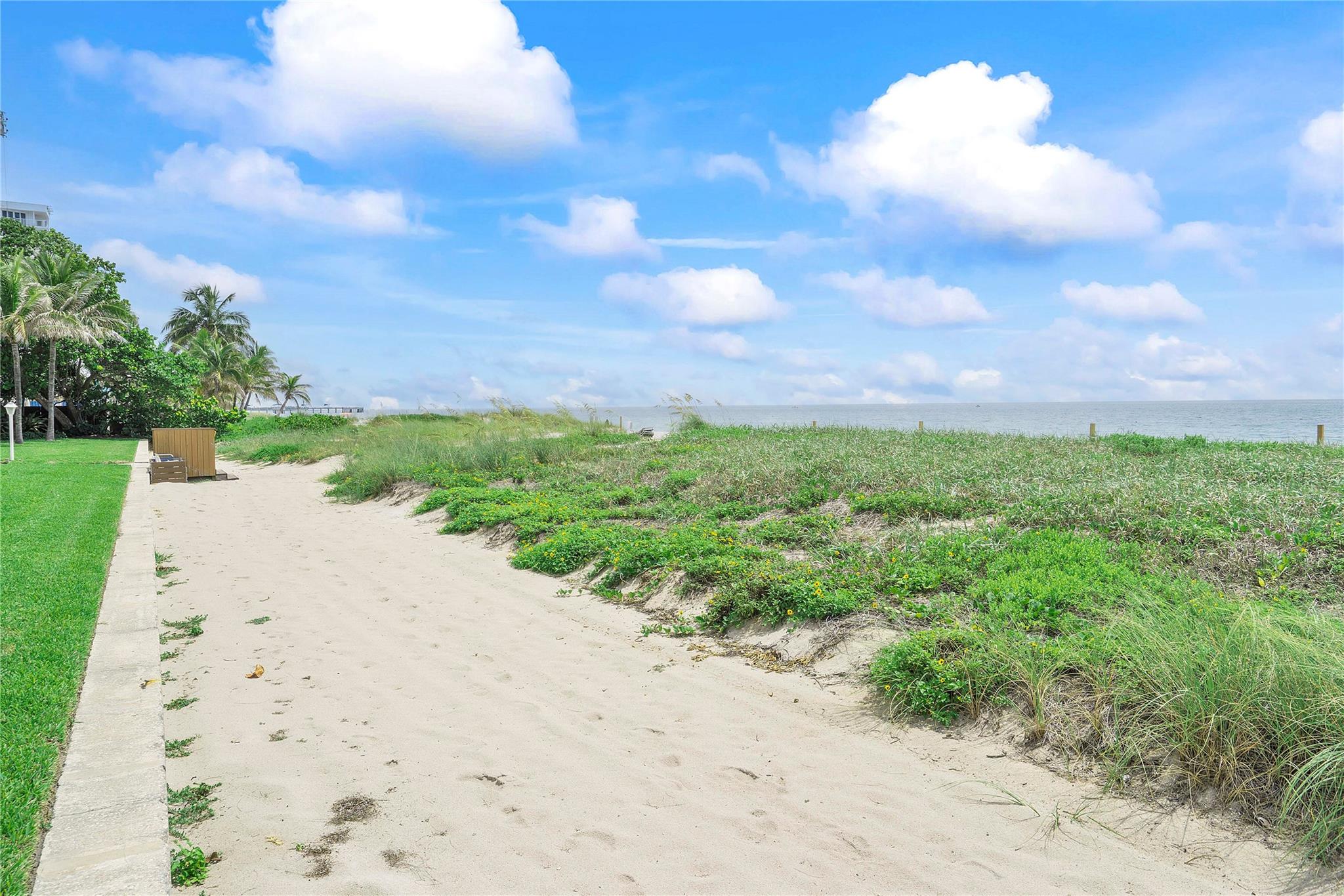 Pompano Surf Club - Residential