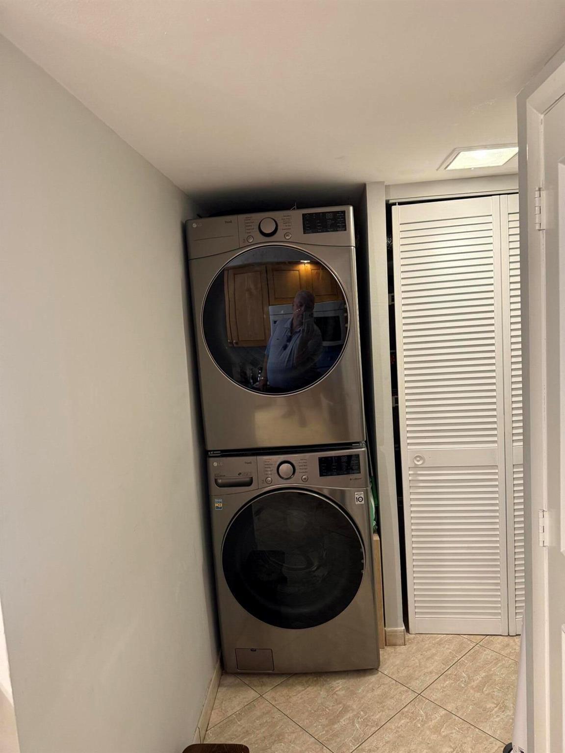 The Commodore - Residential