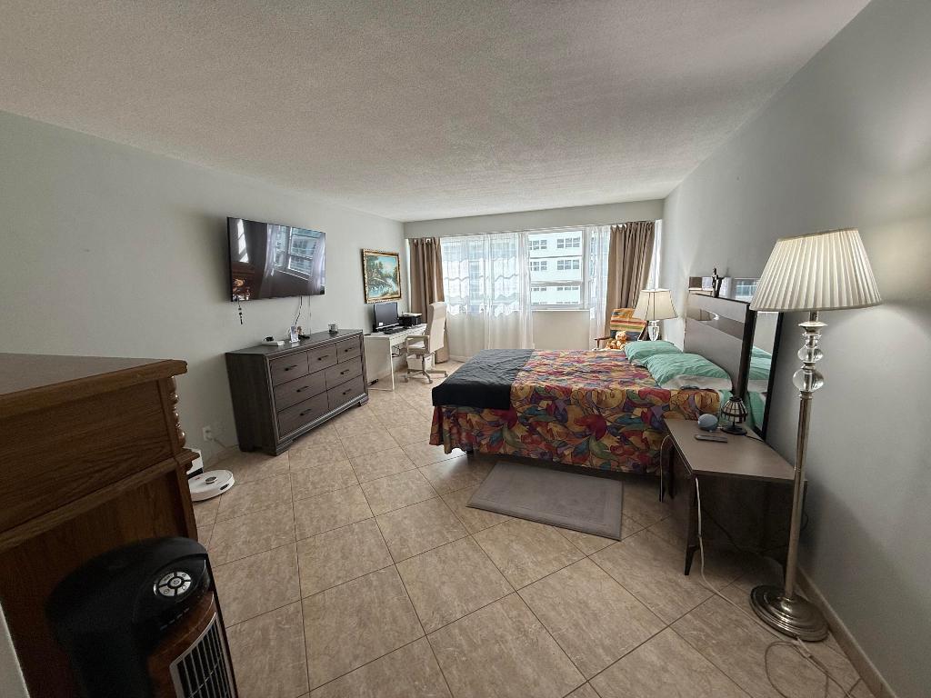 3430 Galt Ocean Drive 1209