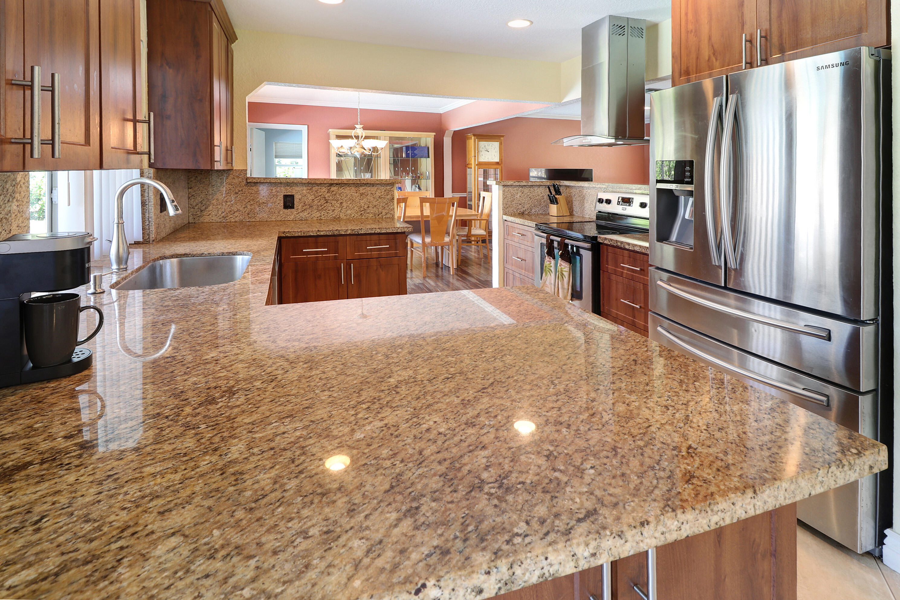 CORAL SPRINGS LAKES - Residential