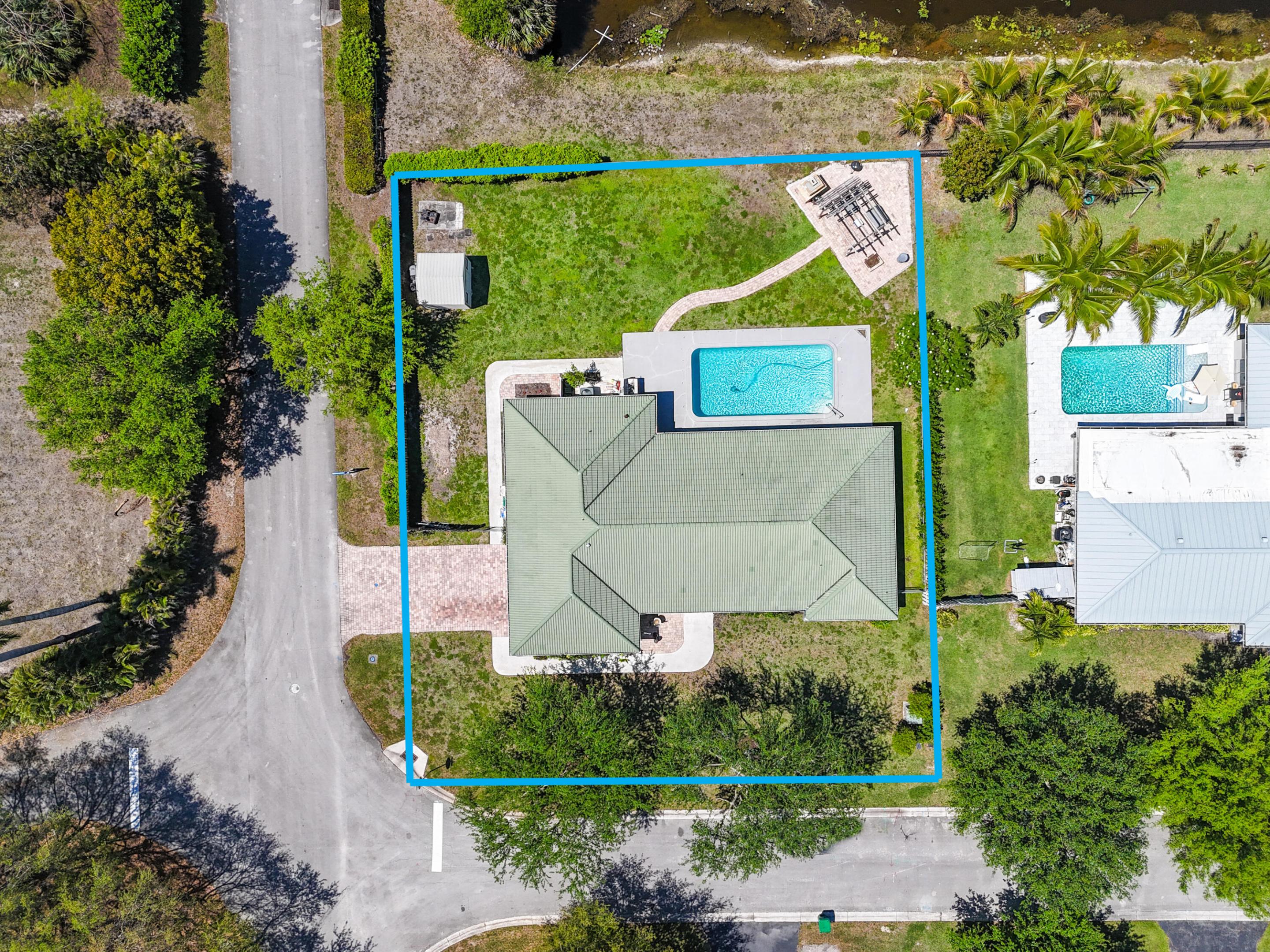 CORAL SPRINGS LAKES - Residential