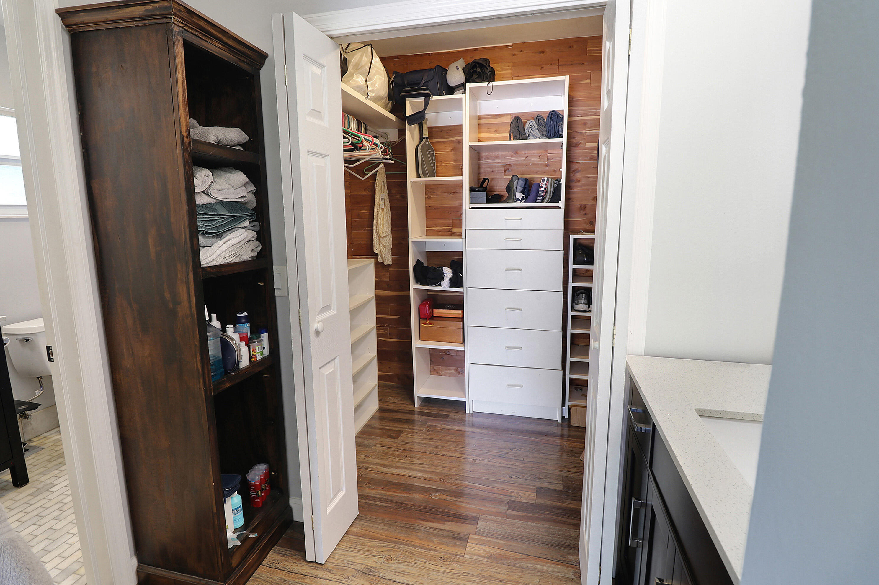 CORAL SPRINGS LAKES - Residential