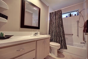 OAKS-SUNTERRACE 1 - Residential Lease