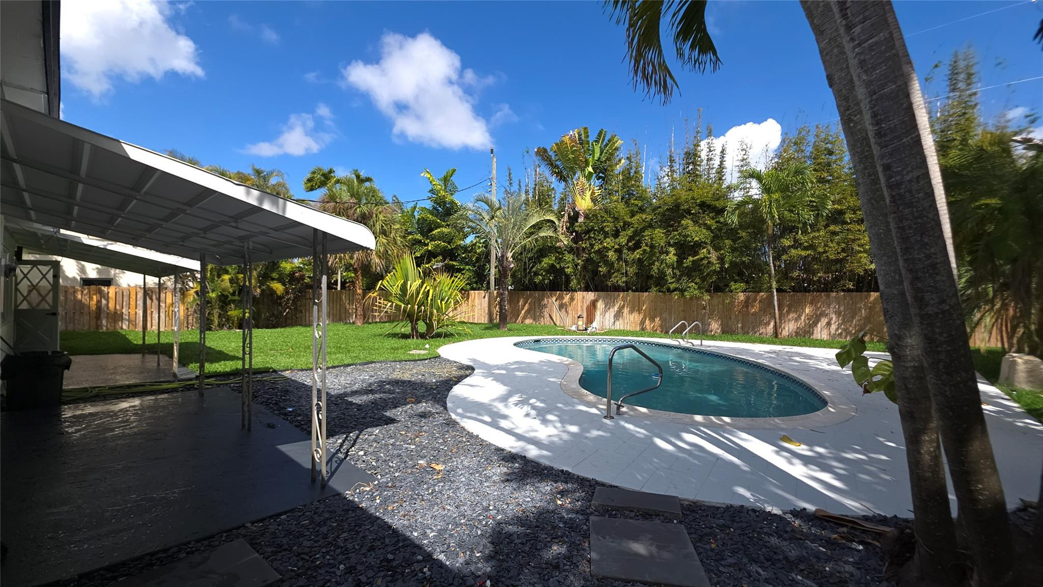 Coral Ridge Isles 45-47 B - Residential Income