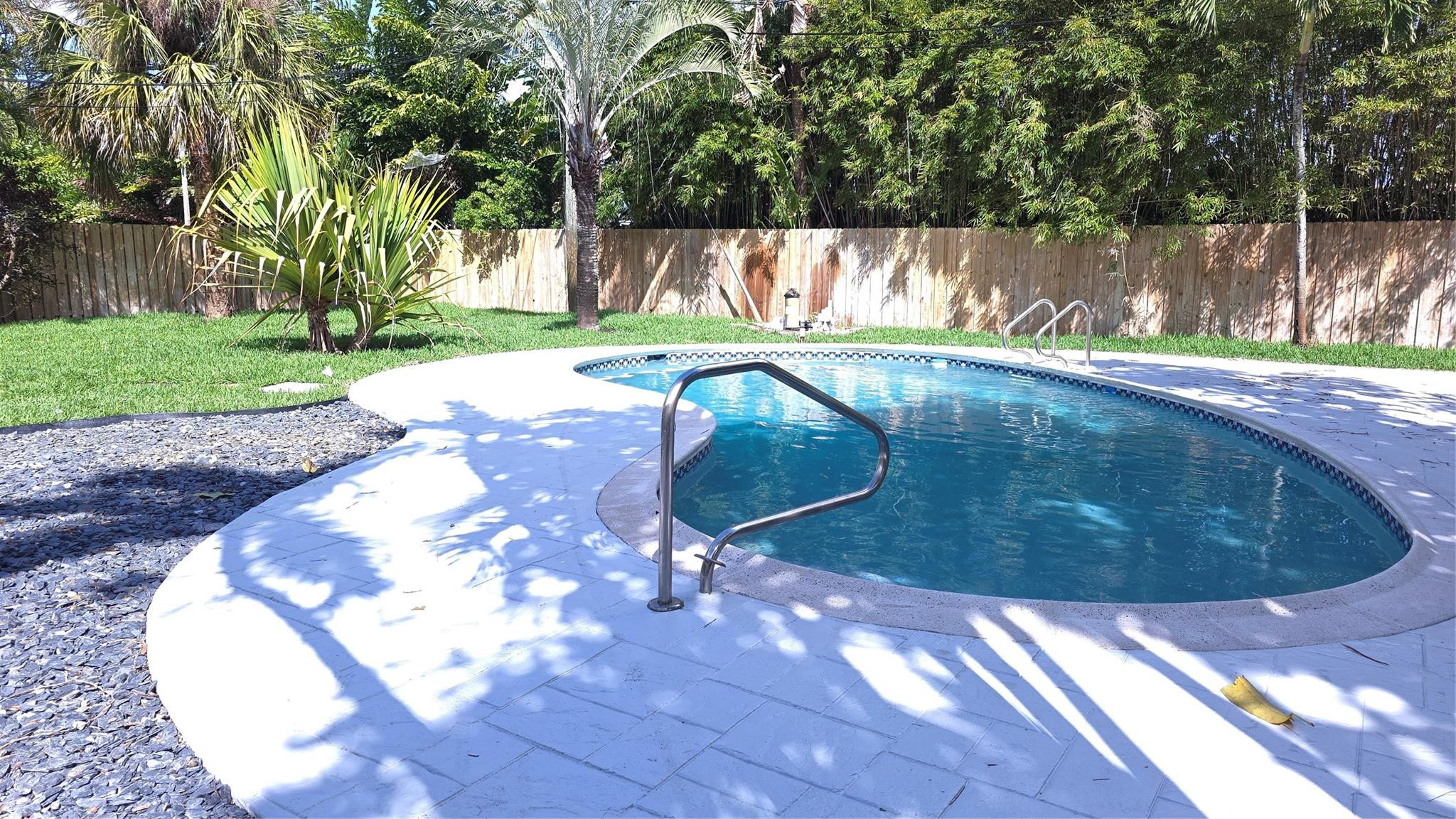 Coral Ridge Isles 45-47 B - Residential Income