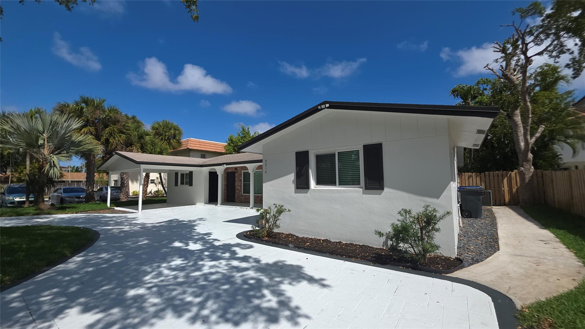 Coral Ridge Isles 45-47 B - Residential Income